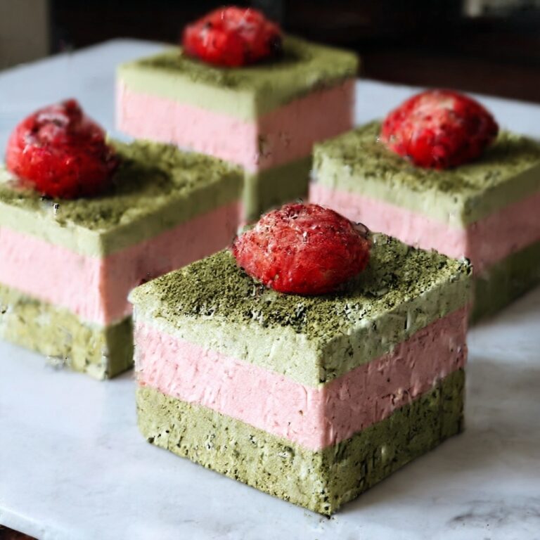 Matcha Strawberry Cream Bars Recipe